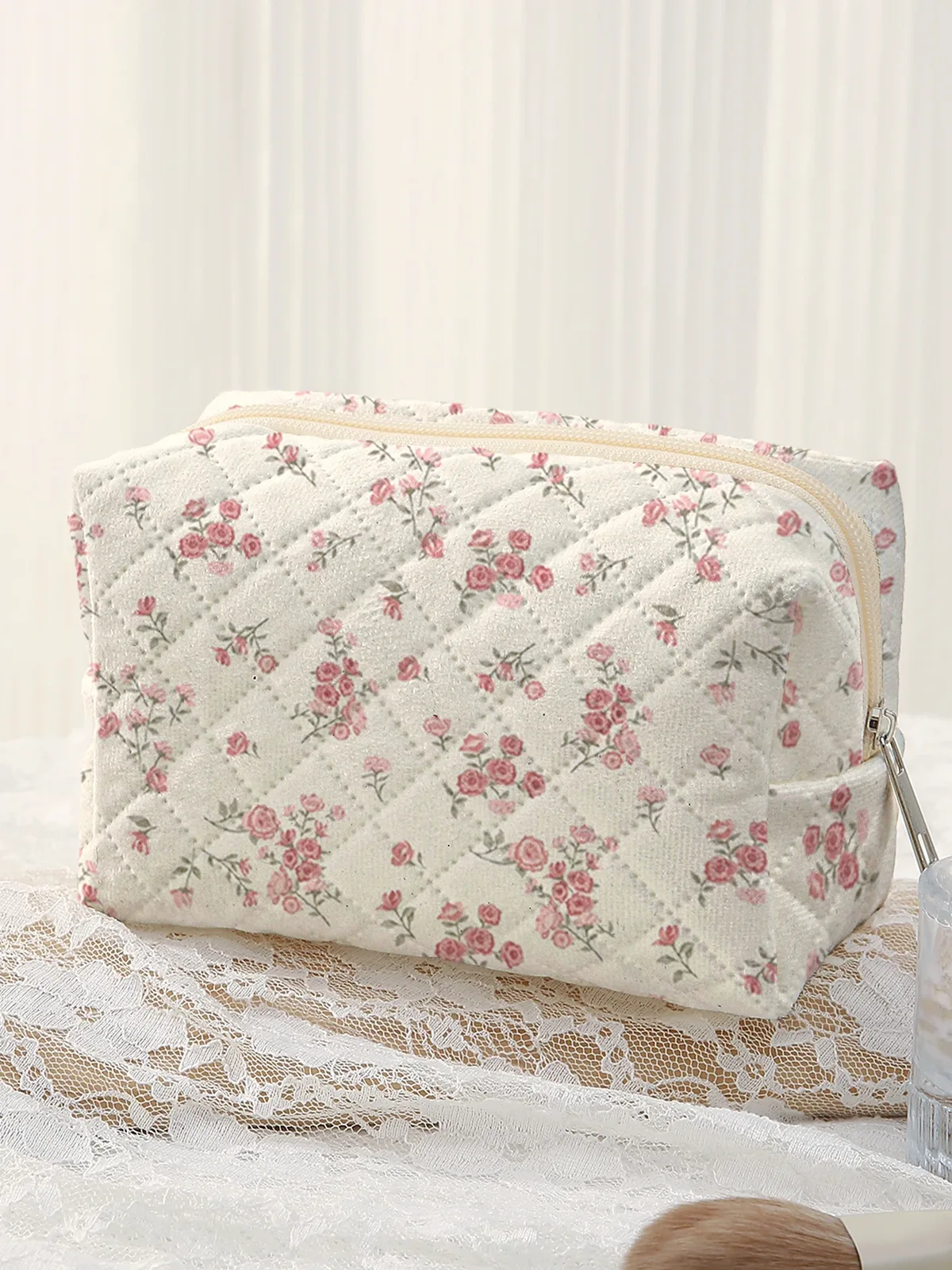 grande trousse de toilette matelassée, mini trousse à maquillage à fermeture éclair avec imprimé floral rose délicat, pochette de rangement pour femme pour le quotidien et les voyages
