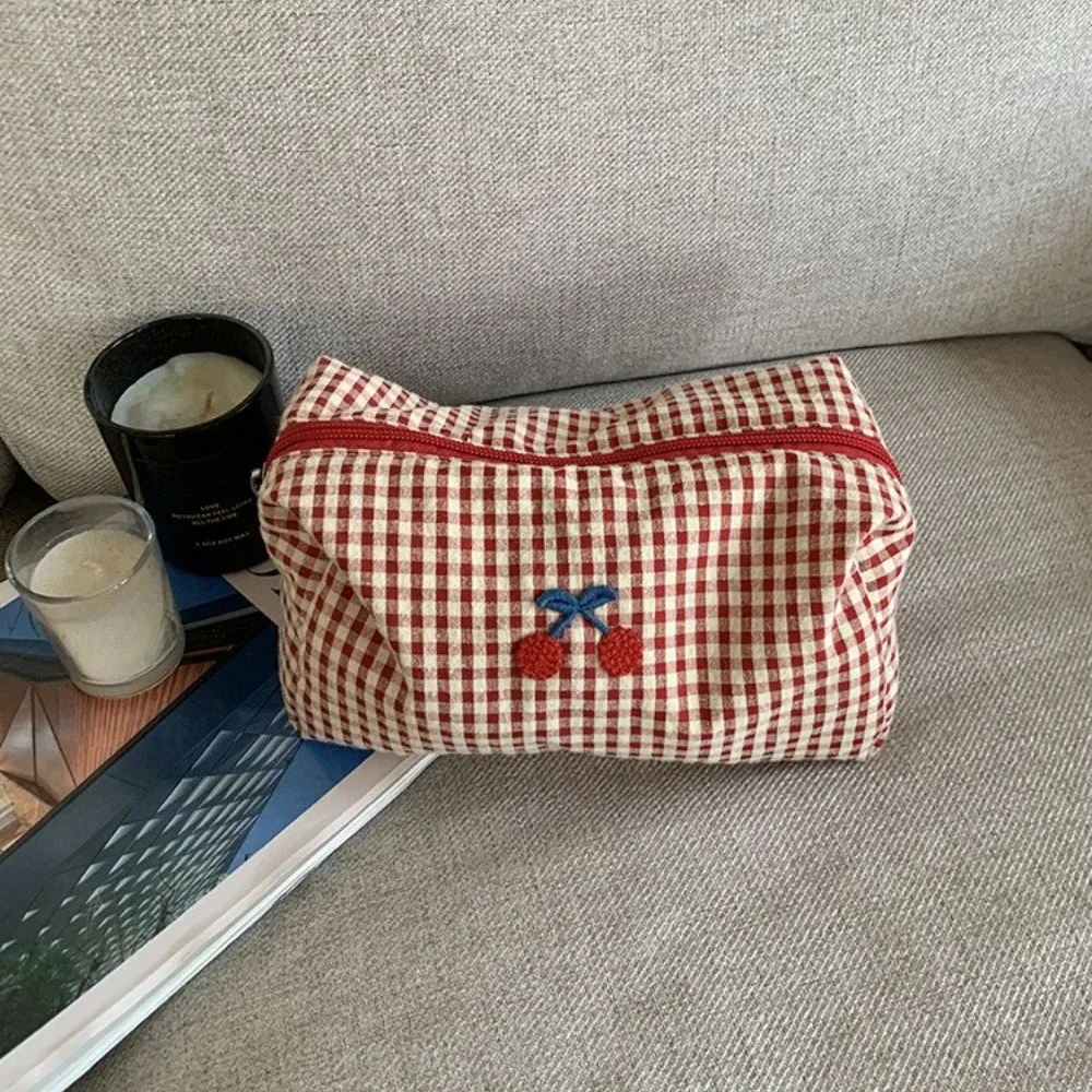 pochette de maquillage simple en coton à carreaux, sac de rangement multifonctionnel en tissu pour articles de toilette, porte-cartes, grande capacité, pochette cosmétique cerise unisexe