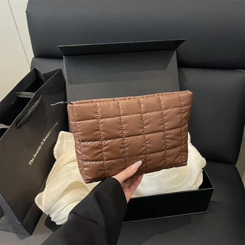 sac de rangement de maquillage de grande capacité, sac à cosmétiques de voyage de couleur unie pour femmes, sac de rangement de maquillage rembourré et matelassé