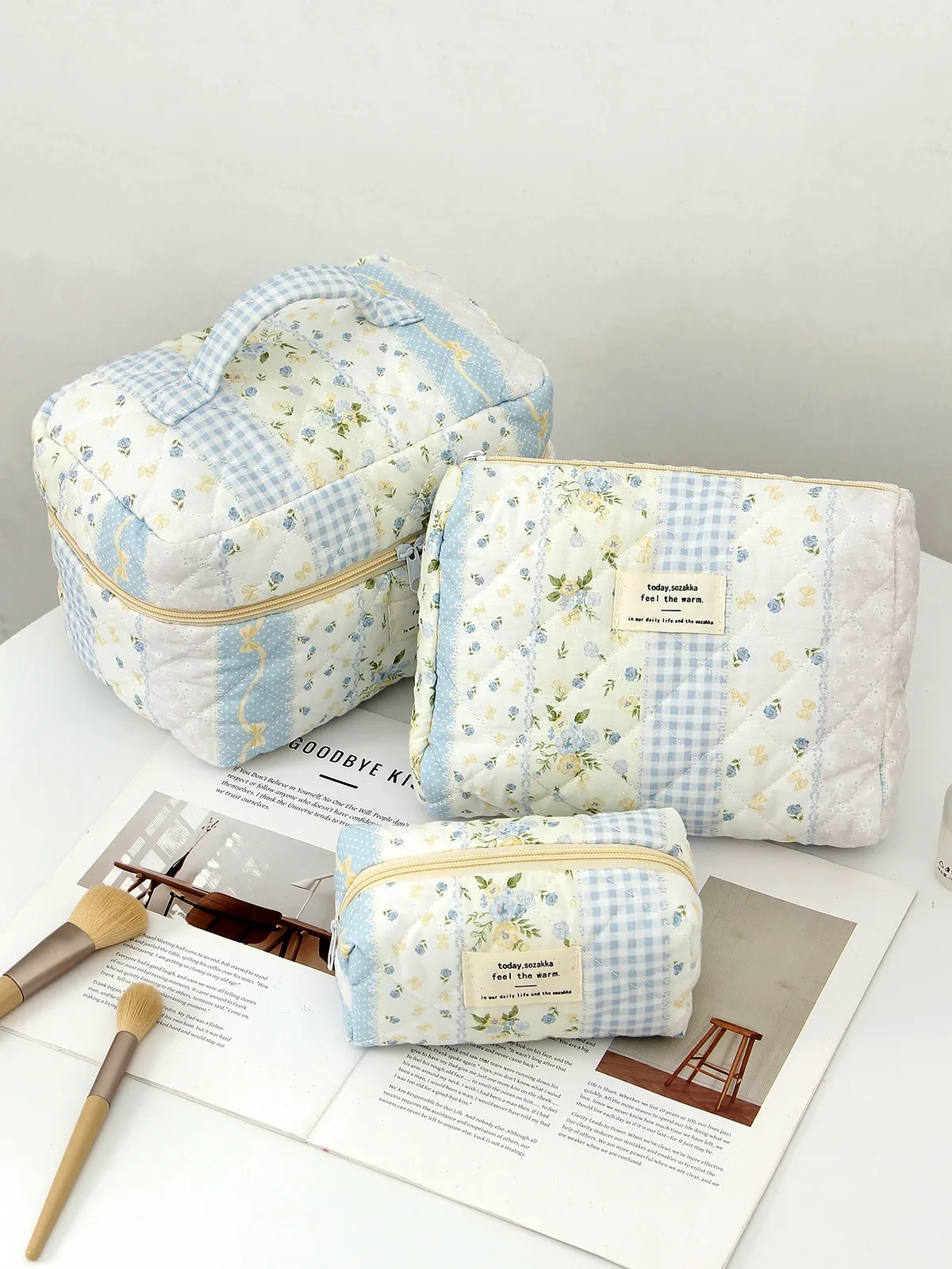 1 pièce/ensemble trousse de maquillage matelassée patchwork bleu, trousse de maquillage florale, trousse de maquillage portable, trousse de maquillage multifonctionnelle de grande capacité