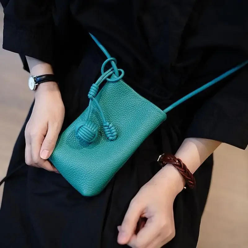 sac bandoulière pour téléphone portable femme en cuir pu souple, mignon, style littéraire, mini, petit, avec pendentif boule ronde
