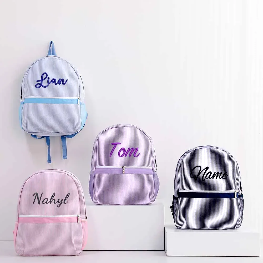 sac à dos seersucker monogrammé avec nom personnalisé, couleur bonbon brodée avec n'importe quel nom, sac de livre seersucker, sacs cadeaux uniques pour enfants