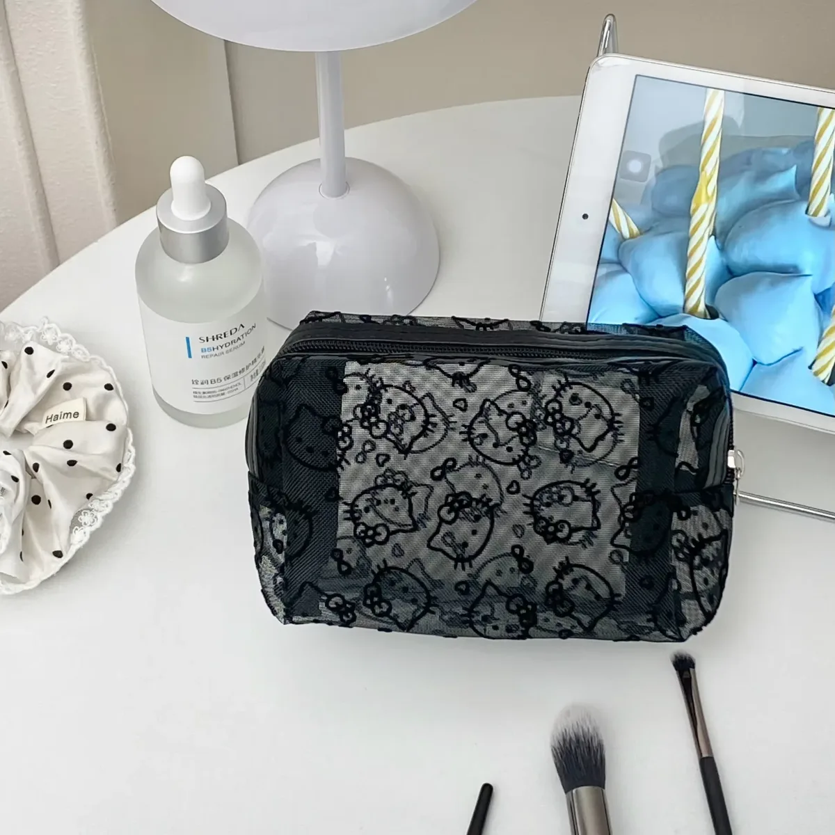 pochette de maquillage noire en maille, mignonne et portable, grande capacité, organiseur de toilette de voyage