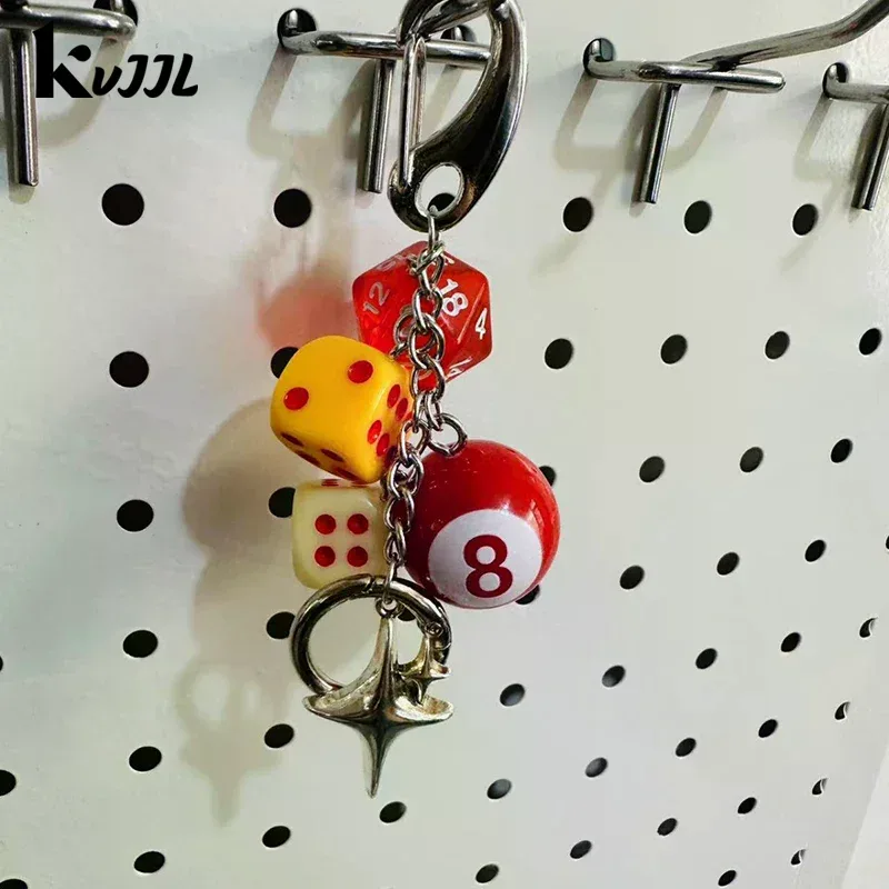 porte-clés dés irréguliers vintage, breloque de sac, personnalité y2k, boucle à nœud en fer en métal, nouveauté, sac à dos, accessoires de décoration, cadeau