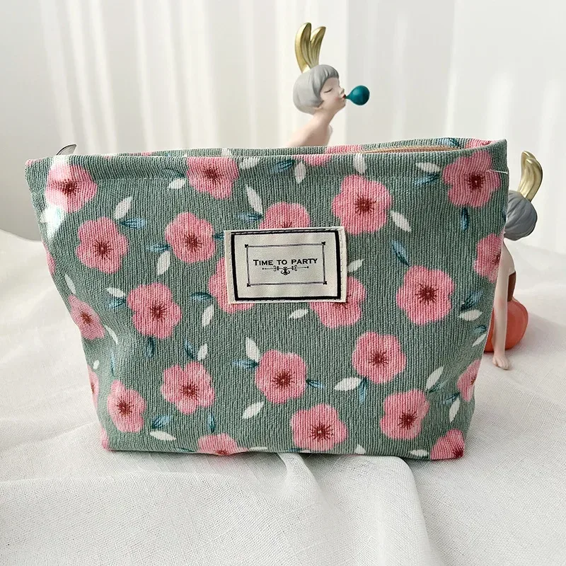 trousse à cosmétiques pour femmes, trousse de maquillage florale, organisateur, pochette à cosmétiques brodée coréenne, trousse de toilette de voyage, trousse de beauté en toile de velours côtelé