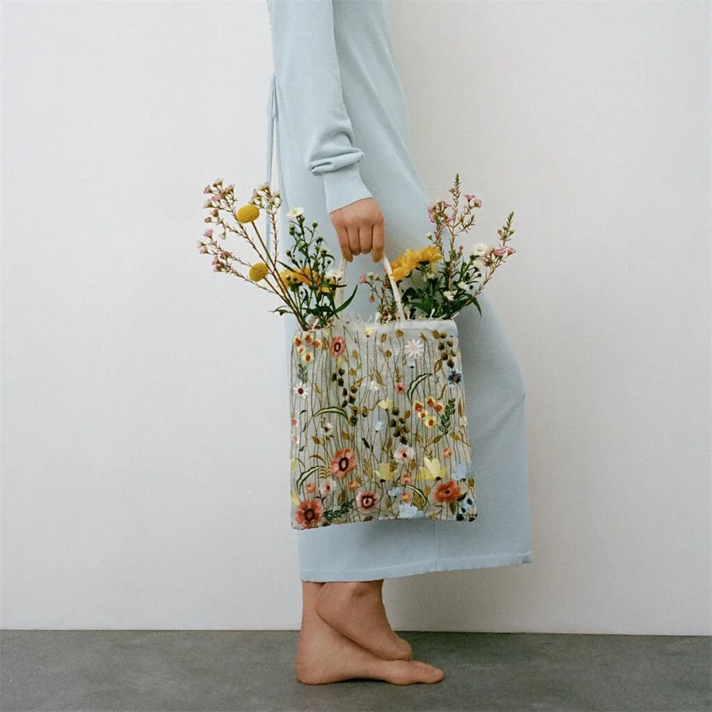 sac fourre-tout à la mode, nouveau style d'été en maille avec broderie complète de fleurs, sac à bandoulière transparent, sac à main romantique pour filles et femmes, sac de shopping écologique